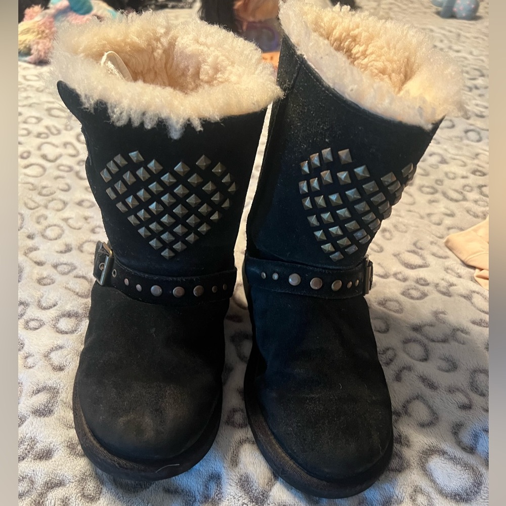 Girls ugg boots